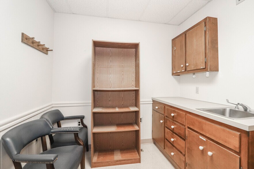 More Photos Of , Rockwell Medical For Lease