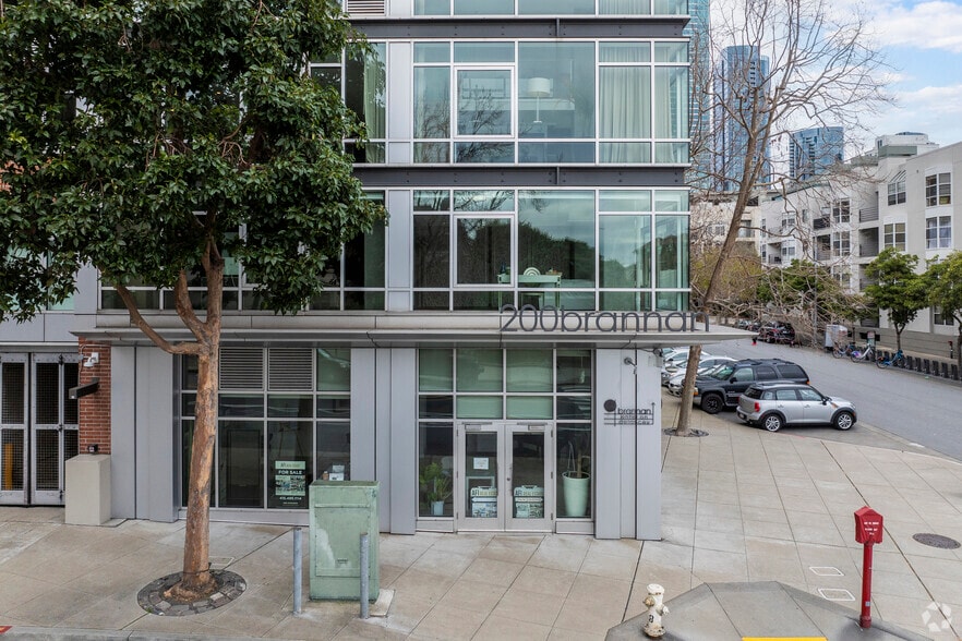 More Photos Of 200 Brannan St, San Francisco Apartments For Sale