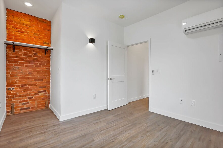 More Photos Of 595 E Broad St, Columbus Apartments For Sale