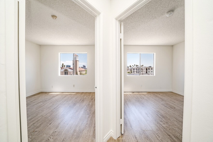 More Photos Of 313 N Alexandria Ave, Los Angeles Apartments For Sale