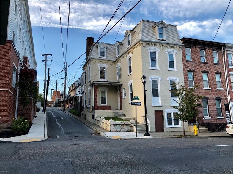 Primary Photo Of 441 W Turner St, Allentown Multifamily For Sale