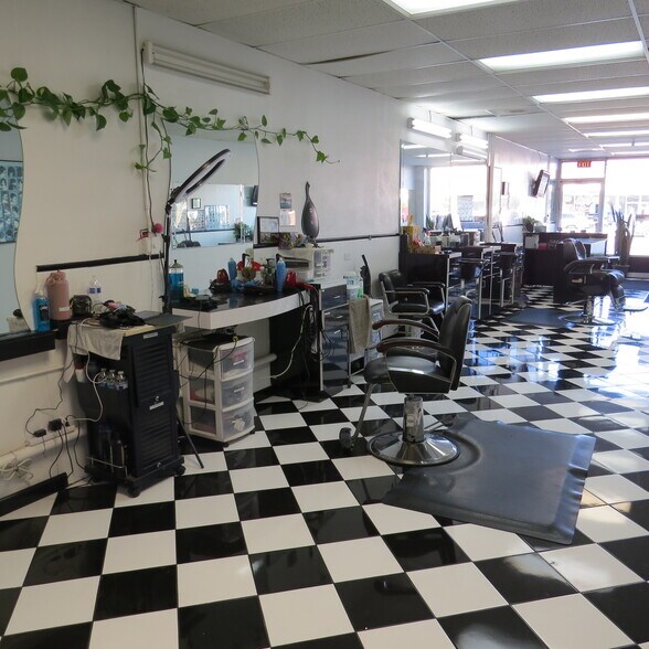 More Photos Of 210-212 W Main St, Santa Maria Storefront Retail Office For Sale