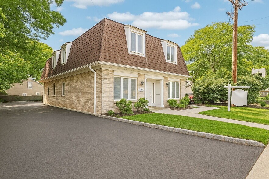 More Photos Of 1530 Saint Georges Ave, Rahway Medical For Sale