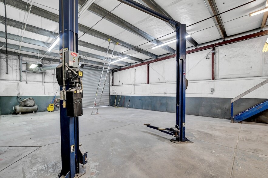 More Photos Of 707 Canyon Rd, Boulder City Warehouse For Sale