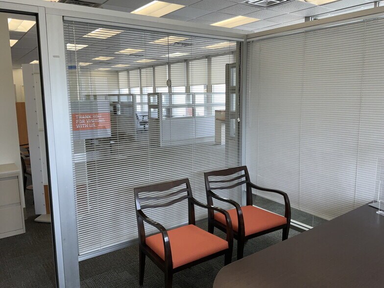 More Photos Of 721 E Dixie Dr, Dayton Bank For Lease