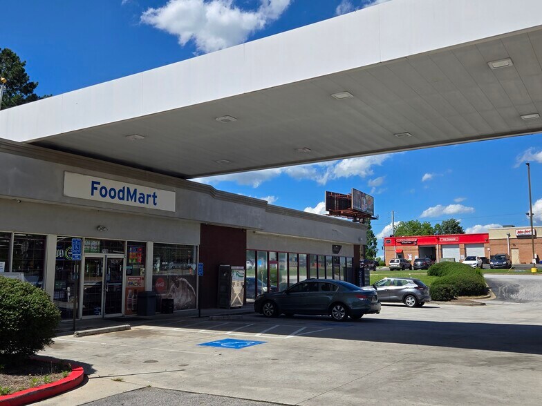 More Photos Of 7113-7123 Mt Zion Blvd, Jonesboro Convenience Store For Lease
