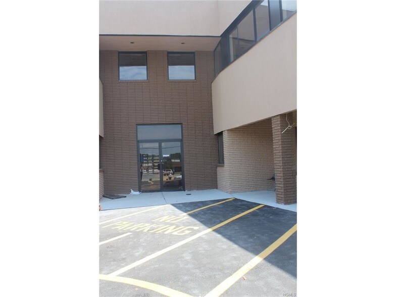 More Photos Of 53 Route 17K, Newburgh Office For Lease