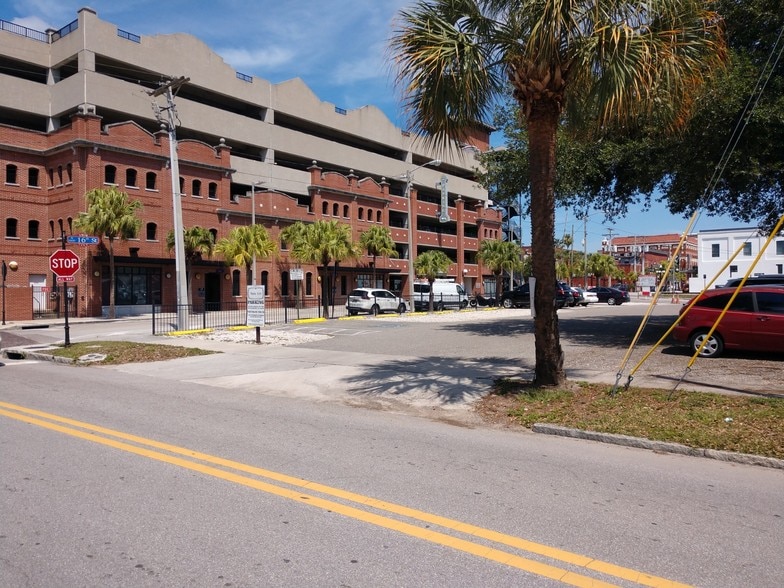 More Photos Of 1607 N 16th St, Tampa Land For Sale