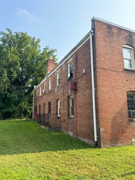 More Photos Of 4920 Nash St NE, Washington Apartments For Sale