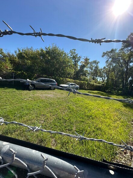 More Photos Of 5431 E Davison St, Detroit Warehouse For Sale