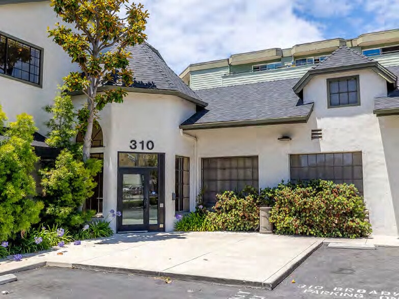More Photos Of 310 Broadway St, Laguna Beach Storefront Retail Office For Sale