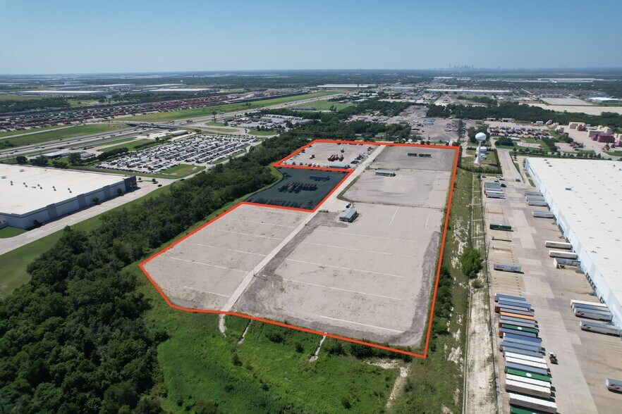 More Photos Of 1000 Fulghum Rd, Wilmer Land For Lease