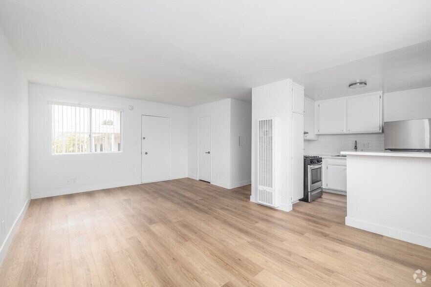 More Photos Of 12756 Venice Blvd, Los Angeles Apartments For Sale