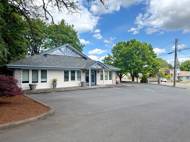 More Photos Of 3265 Liberty Rd S, Salem Office For Sale