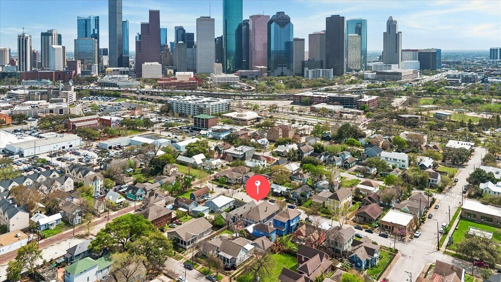 More Photos Of 1812 Kane St, Houston Office Residential For Sale