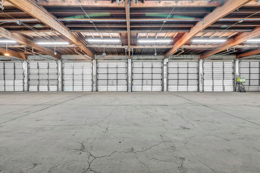 More Photos Of 1235 Glendale Ave, Sparks Truck Terminal For Lease