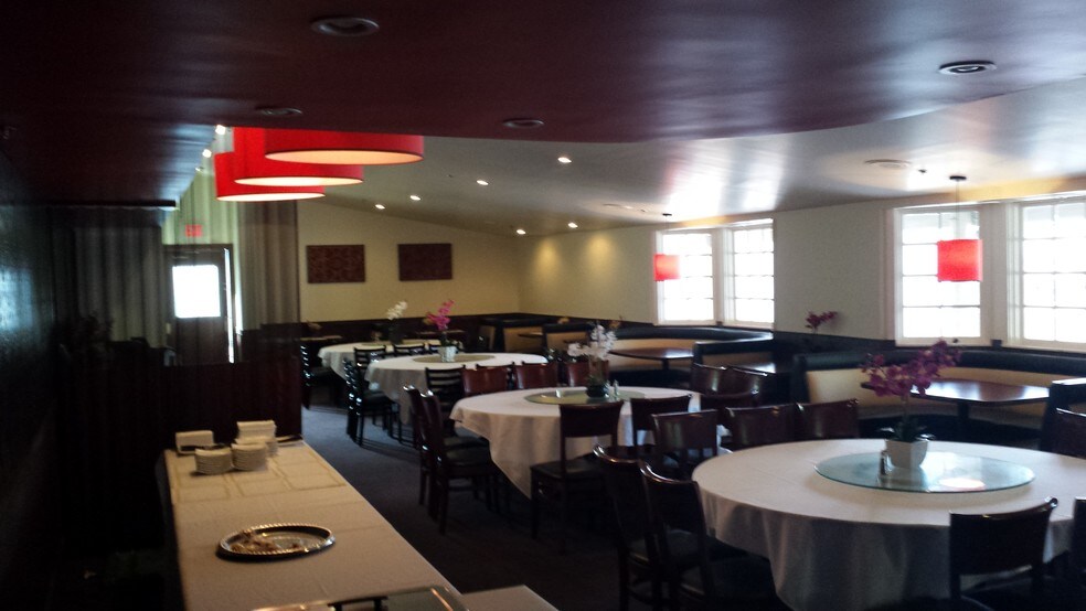 More Photos Of 1300 McHenry Ave, Modesto Restaurant For Sale
