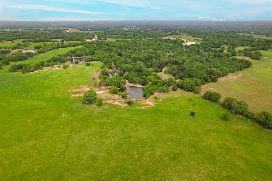 More Photos Of 622 Darwin Rd, Sunset Land For Sale