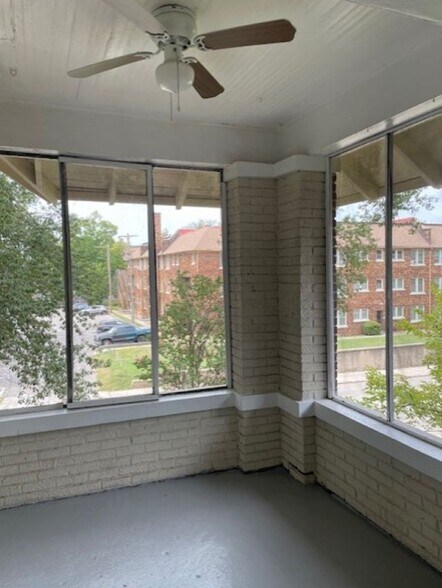 More Photos Of 162 Clark Pl, Memphis Apartments For Sale