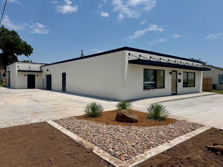 Primary Photo Of 201 SE 3rd St, Oklahoma City Office For Lease