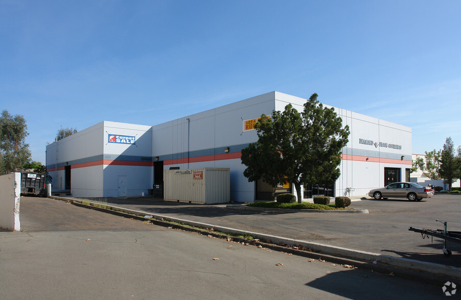 Primary Photo Of 8410 Arjons Dr, San Diego Warehouse For Lease