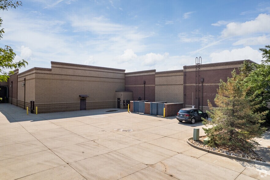 More Photos Of 1405-1775 Rocky Mountain Ave, Loveland Unknown For Lease