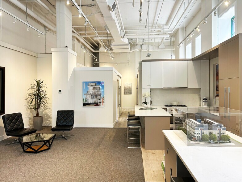More Photos Of 88 Lonsdale Ave, North Vancouver Office For Lease