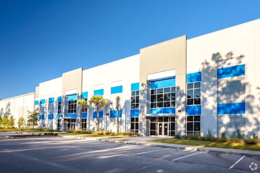 More Photos Of 9735 Patriot Blvd, Ladson Manufacturing For Lease