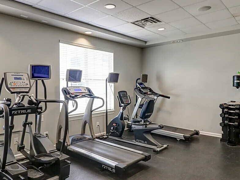 More Photos Of 1300 Independence Place Dr, Hinesville Apartments For Sale