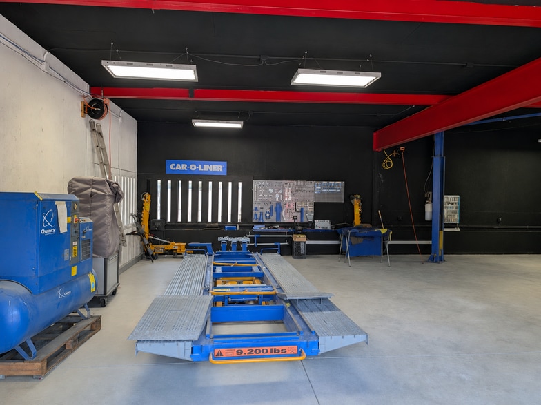 More Photos Of 4619 W Pico Blvd, Los Angeles Auto Repair For Sale
