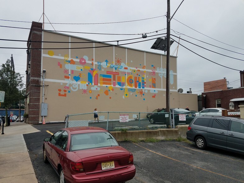 More Photos Of 400-402 Main St, Metuchen Office For Lease