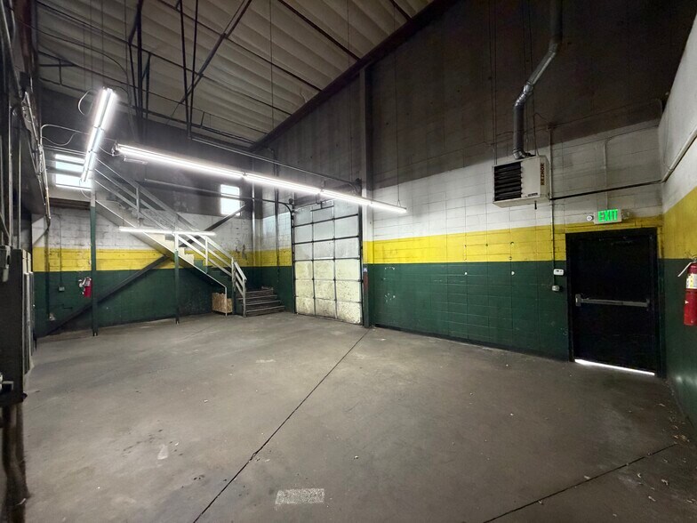 More Photos Of 7999 Wadsworth Blvd, Arvada Auto Repair For Lease
