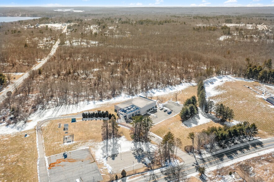 More Photos Of 24 Snake Hill Rd, North Scituate Manufacturing For Lease