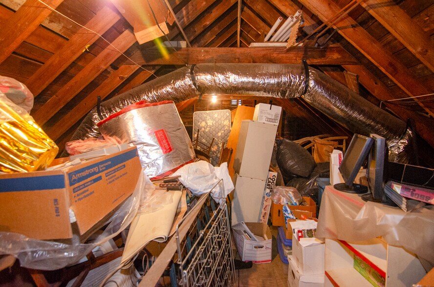 More Photos Of 1108 Pickett Rd, Norfolk Flex For Sale