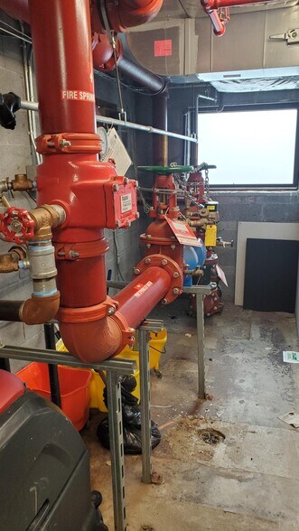 More Photos Of 43-05 20th Ave, Astoria Manufacturing For Sale