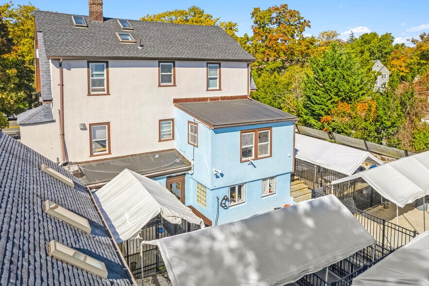 More Photos Of 649 W Boston Post Rd, Mamaroneck Veterinarian Kennel For Sale