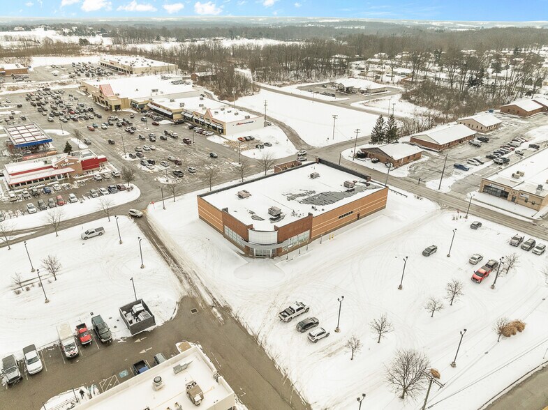 More Photos Of 2229 E State St, Salem Drugstore For Sale