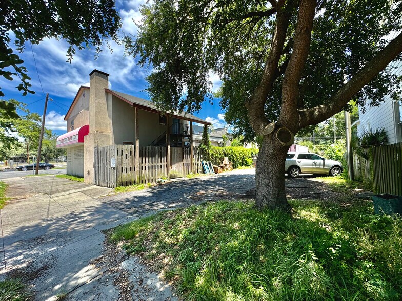 More Photos Of 1820-1824 Montgomery St, Savannah General Retail For Sale