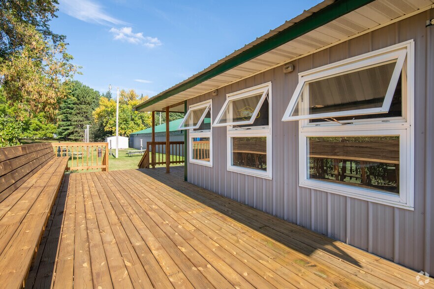 More Photos Of 810 Bowling Ln, Waupaca Bowling Alley For Sale