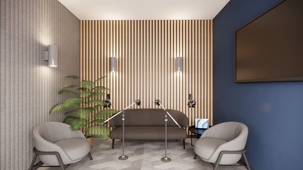 More Photos Of 6621-2 Fallbrook Ave, West Hills Coworking Space