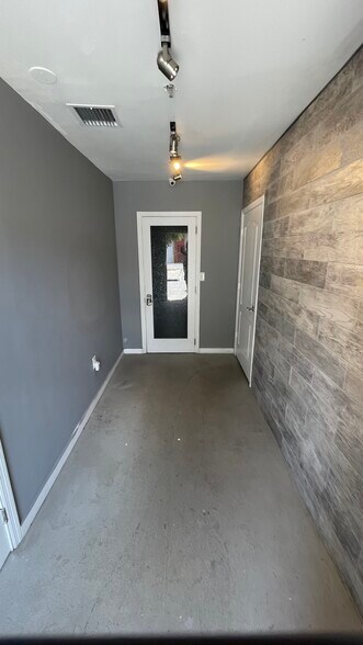 More Photos Of 16300 SW 137th Ave, Miami Warehouse For Sale