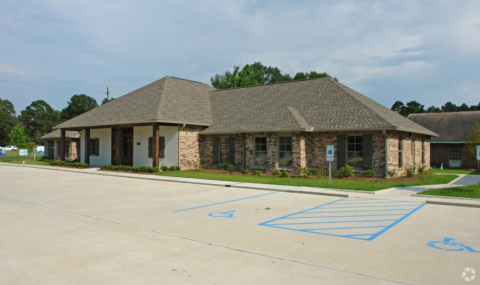 More Photos Of 2798 O'Neal Ln, Baton Rouge Office For Lease