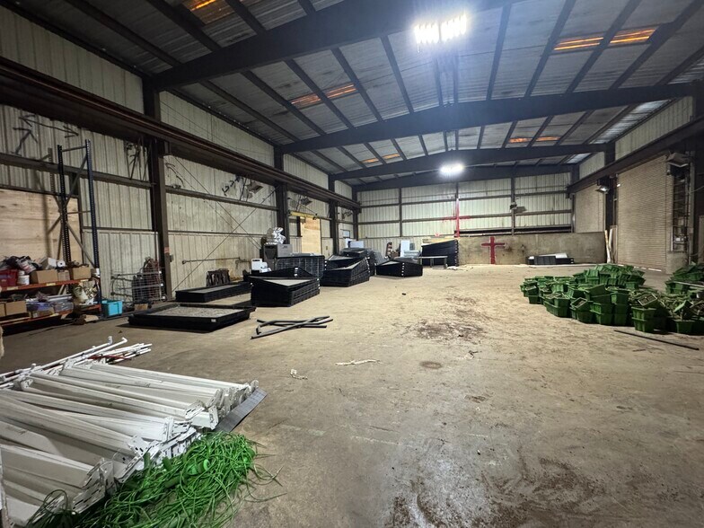 More Photos Of 507 48th St, Woodward Service For Sale