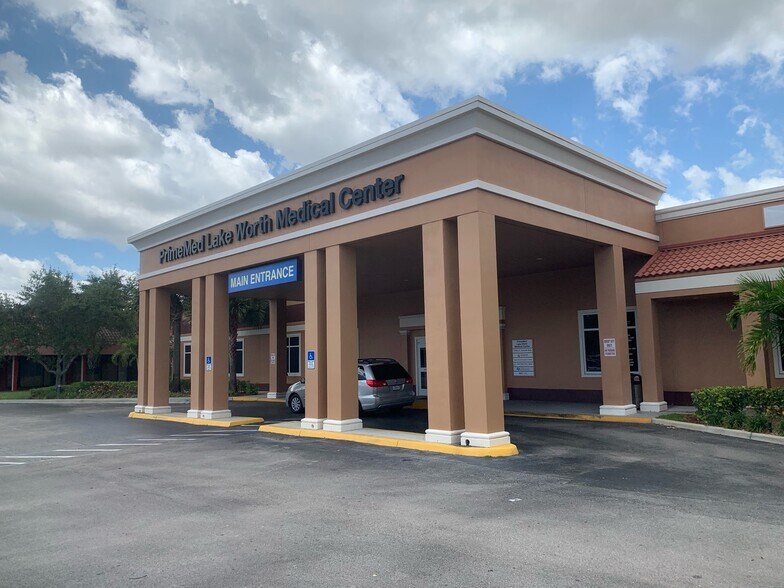 More Photos Of 7408 Lake Worth Rd, Lake Worth Medical For Lease