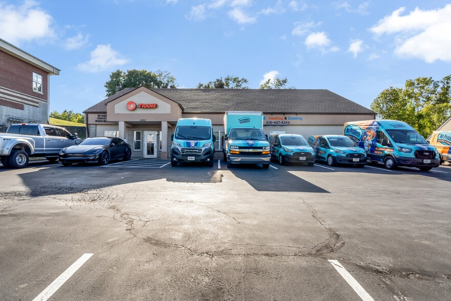 Primary Photo Of 1565 Kisker Rd, Saint Charles Office For Sale