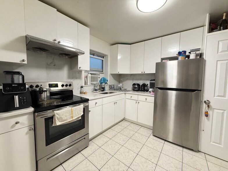 More Photos Of 1846 College Point Blvd, College Point Storefront Retail Residential For Sale