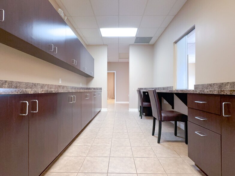 More Photos Of 8400 Astronaut Blvd, Cape Canaveral Medical For Sale