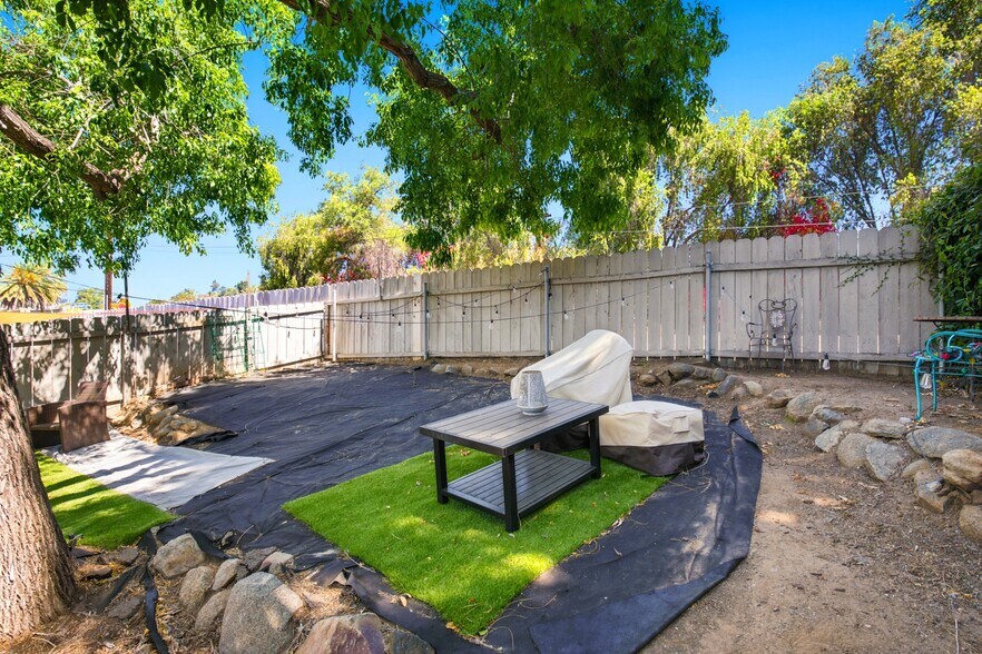 More Photos Of 3960-3968 Helix St, Spring Valley Apartments For Sale