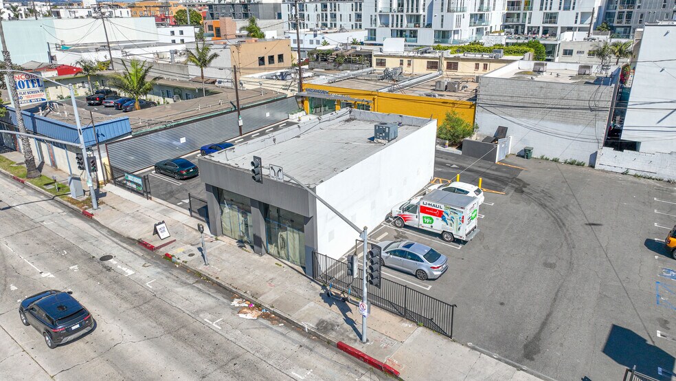 More Photos Of 13452 Washington Blvd, Marina Del Rey Freestanding For Lease