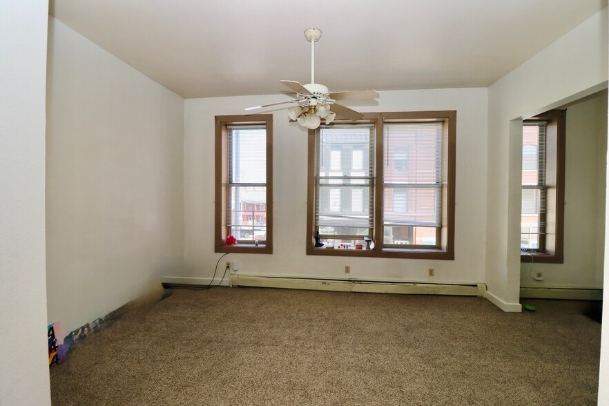 More Photos Of 1735 Central Ave, Dubuque General Retail For Sale